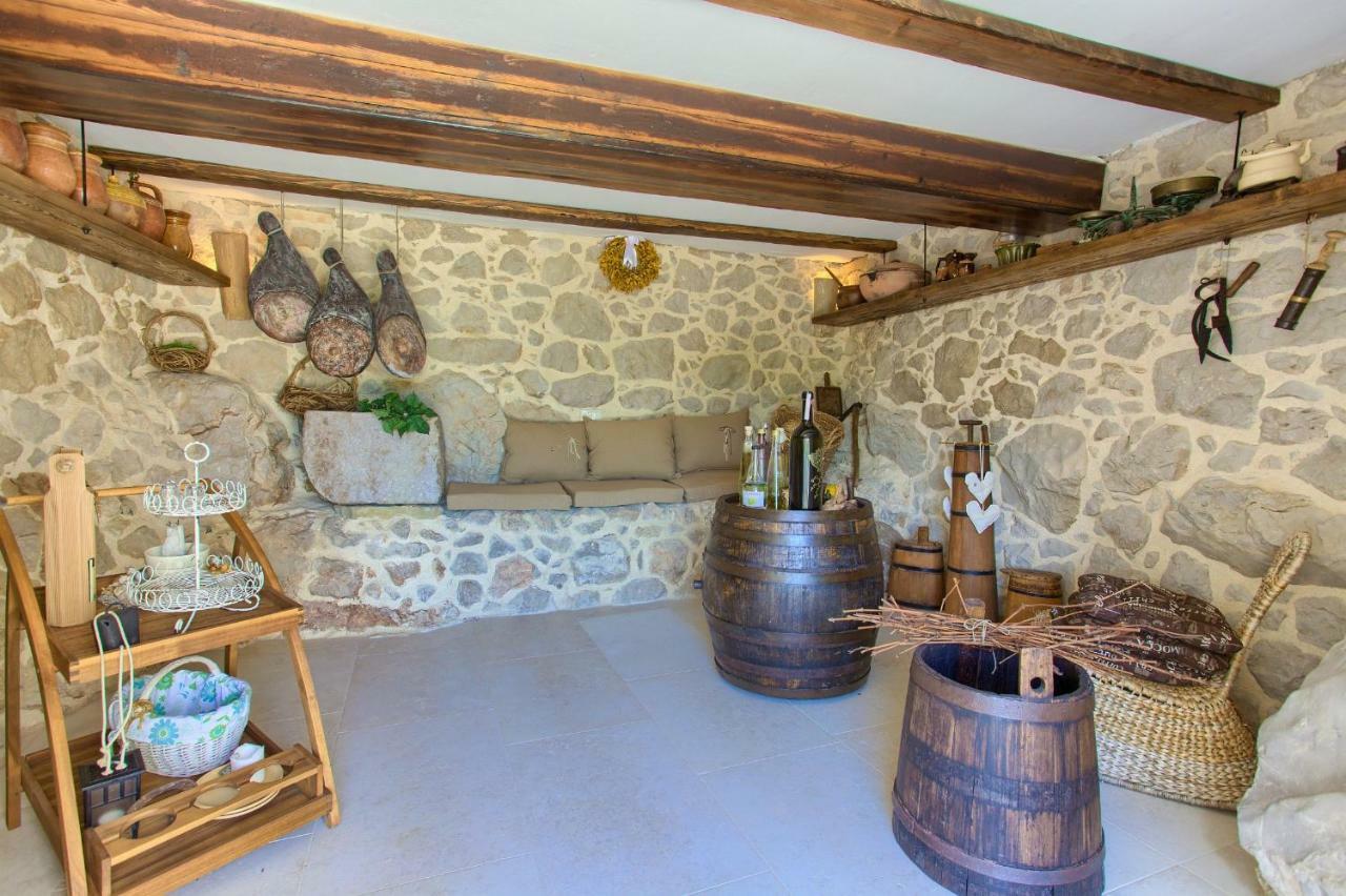 White Cottage Heritage House Čižići Dış mekan fotoğraf
