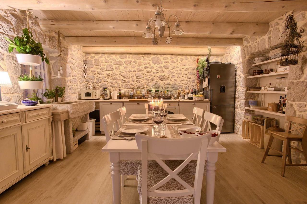 White Cottage Heritage House Čižići Dış mekan fotoğraf