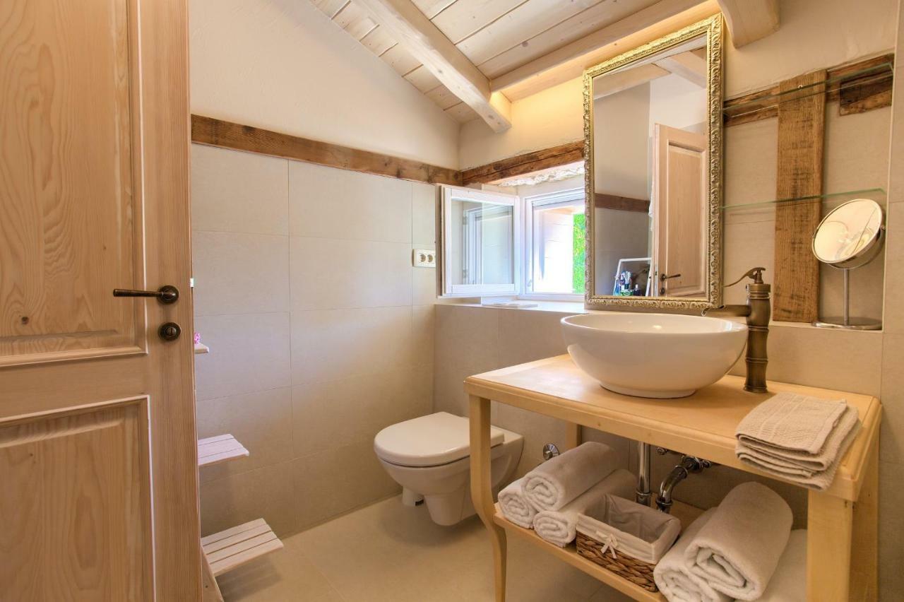 White Cottage Heritage House Čižići Dış mekan fotoğraf