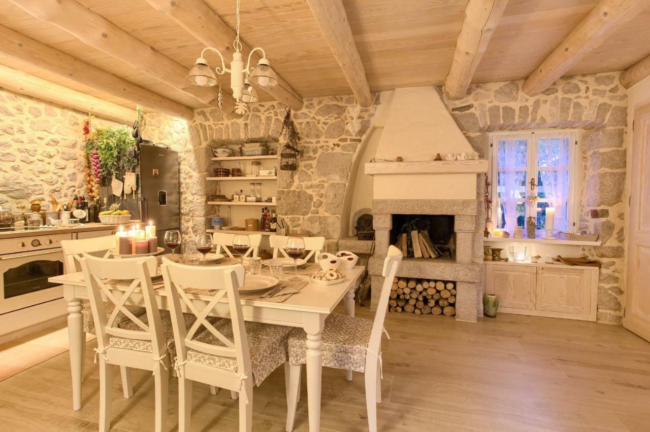 White Cottage Heritage House Čižići Dış mekan fotoğraf