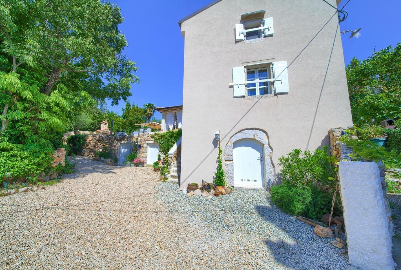 White Cottage Heritage House Čižići Dış mekan fotoğraf